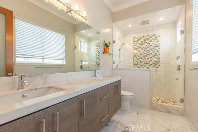 2201 Ripley Avenue, Redondo Beach, California 90278, 5 Bedrooms Bedrooms, ,5 BathroomsBathrooms,Residential,Sold,Ripley,SB20125595