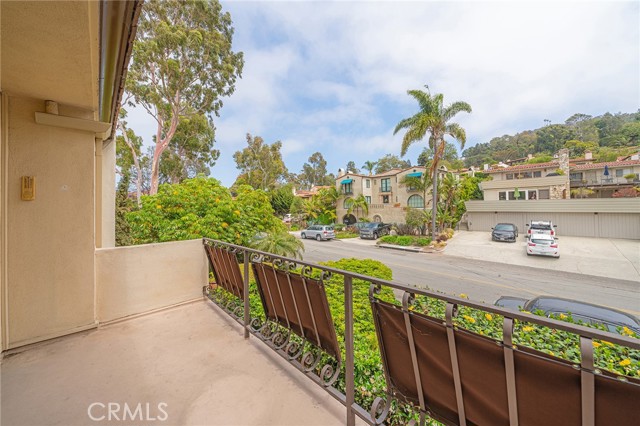 2525 Via Campesina, Palos Verdes Estates, California 90274, 2 Bedrooms Bedrooms, ,2 BathroomsBathrooms,Residential,Sold,Via Campesina,PV21123146