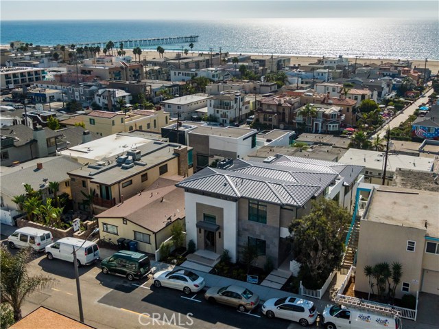 Live just blocks from the iconic Hermosa Beach Pier.