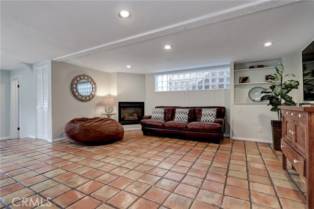 1627 Van Horne Lane, Redondo Beach, California 90278, 3 Bedrooms Bedrooms, ,1 BathroomBathrooms,Residential,Sold,Van Horne,SB20069859