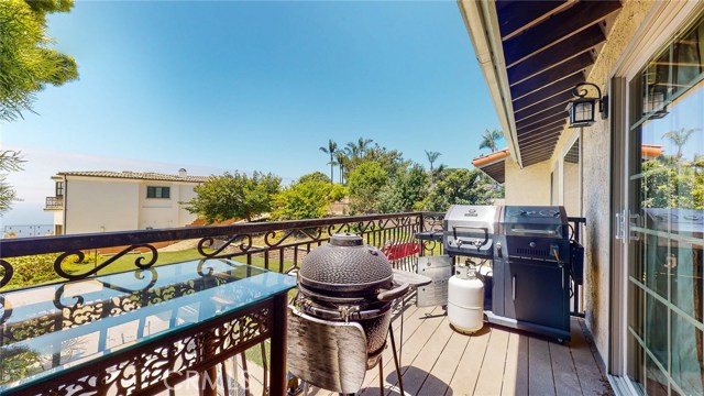 6312 Sattes Drive, Rancho Palos Verdes, California 90275, 4 Bedrooms Bedrooms, ,3 BathroomsBathrooms,Residential,Sold,Sattes,SB20135479