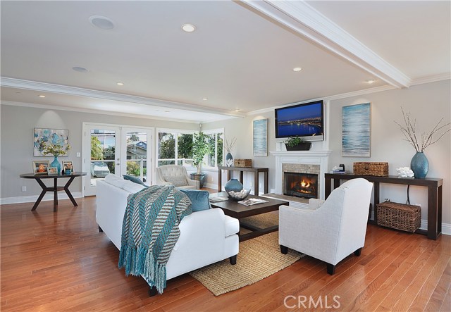 231 Francisca Avenue, Redondo Beach, California 90277, 4 Bedrooms Bedrooms, ,2 BathroomsBathrooms,Residential,Sold,Francisca,SB19047417