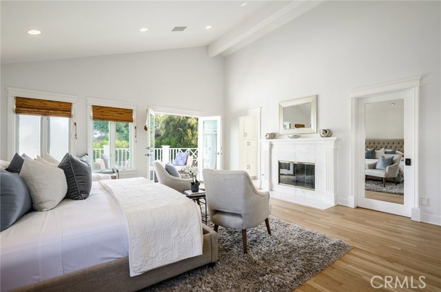 742 27th Street, Manhattan Beach, California 90266, 4 Bedrooms Bedrooms, ,3 BathroomsBathrooms,Residential,Sold,27th,SB19194302