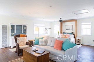 628 35th Street, Manhattan Beach, California 90266, 4 Bedrooms Bedrooms, ,2 BathroomsBathrooms,Residential,Sold,35th,SB19257457