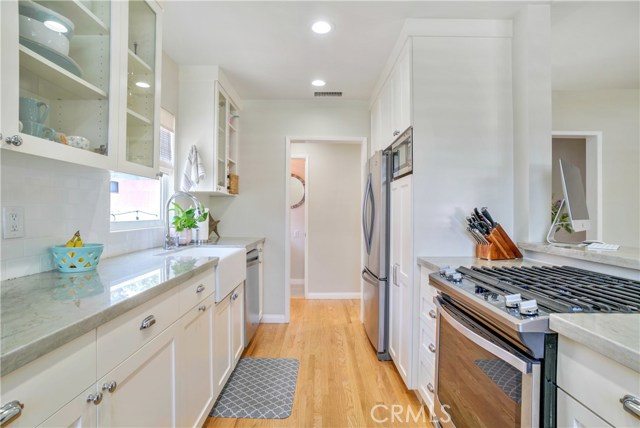 2402 Alvord Lane, Redondo Beach, California 90278, 3 Bedrooms Bedrooms, ,1 BathroomBathrooms,Residential,Sold,Alvord,SB18279606