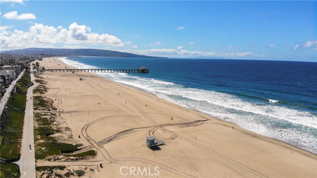 113 19th Street, Manhattan Beach, California 90266, 3 Bedrooms Bedrooms, ,2 BathroomsBathrooms,Residential,Sold,19th,SB20062018