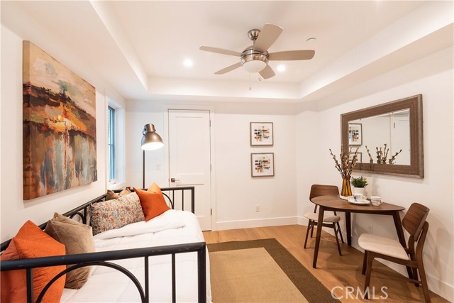 653 13th Street, Manhattan Beach, California 90266, 4 Bedrooms Bedrooms, ,2 BathroomsBathrooms,Residential,Sold,13th,SB19011414