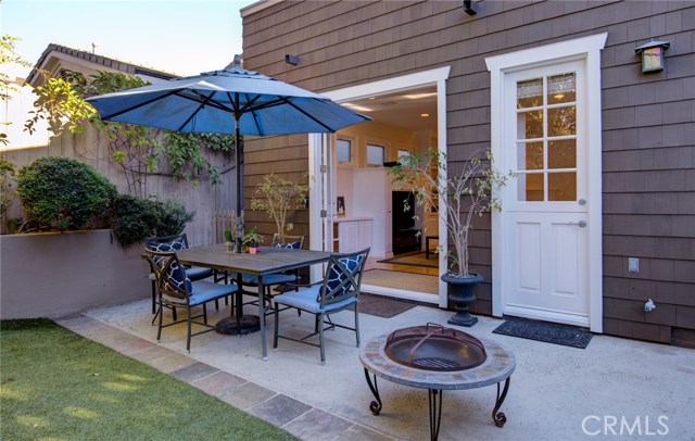 637 17th Street, Manhattan Beach, California 90266, 6 Bedrooms Bedrooms, ,3 BathroomsBathrooms,Residential,Sold,17th,SB20249999