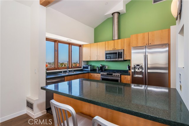 1218 Harper Avenue, Redondo Beach, California 90278, 3 Bedrooms Bedrooms, ,2 BathroomsBathrooms,Residential,Sold,Harper,SB19234397