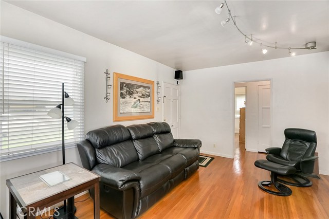 2834 Pinckard Avenue, Redondo Beach, California 90278, 2 Bedrooms Bedrooms, ,1 BathroomBathrooms,Residential,Sold,Pinckard,SB17082040