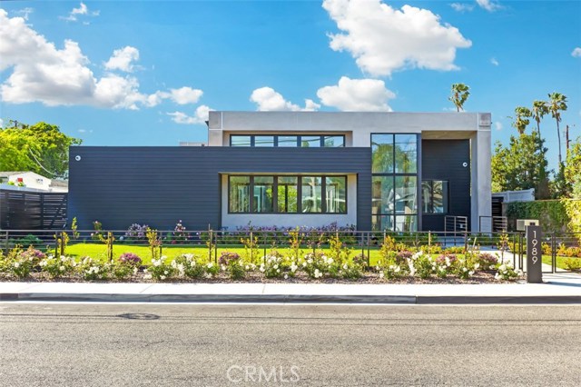 Photo of 1989 Orange Avenue, Costa Mesa, CA 92627