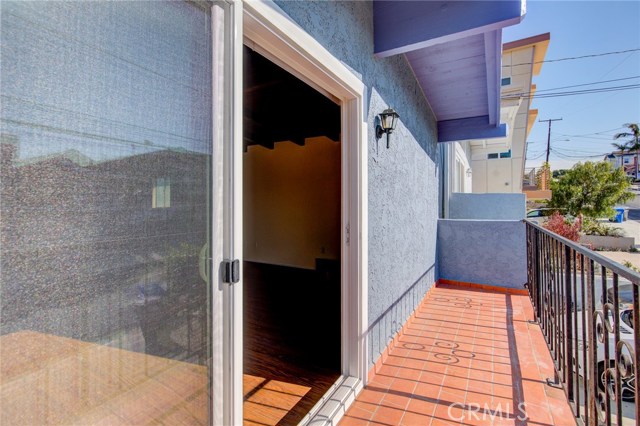 1734 Steinhart Avenue, Redondo Beach, California 90278, 3 Bedrooms Bedrooms, ,2 BathroomsBathrooms,Residential,Sold,Steinhart,PV20044687