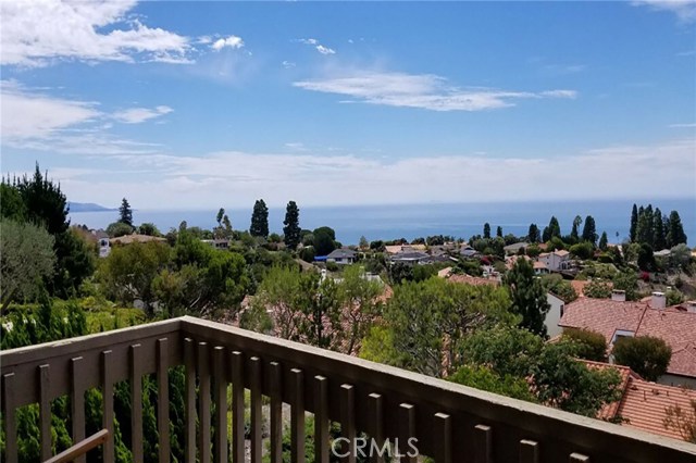 6542 Ocean Crest Drive, Rancho Palos Verdes, California 90275, 2 Bedrooms Bedrooms, ,2 BathroomsBathrooms,Residential,Sold,Ocean Crest,PV20181624