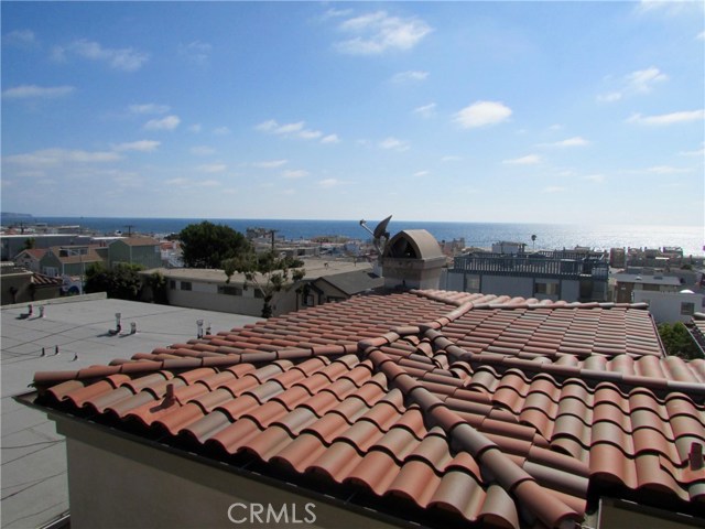 728 Sunset Drive, Hermosa Beach, California 90254, ,Residential Income,Sold,Sunset,SB18153868