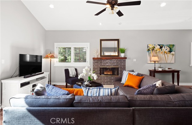 2420 Gates Avenue, Redondo Beach, California 90278, 4 Bedrooms Bedrooms, ,3 BathroomsBathrooms,Residential,Sold,Gates,SB18230134