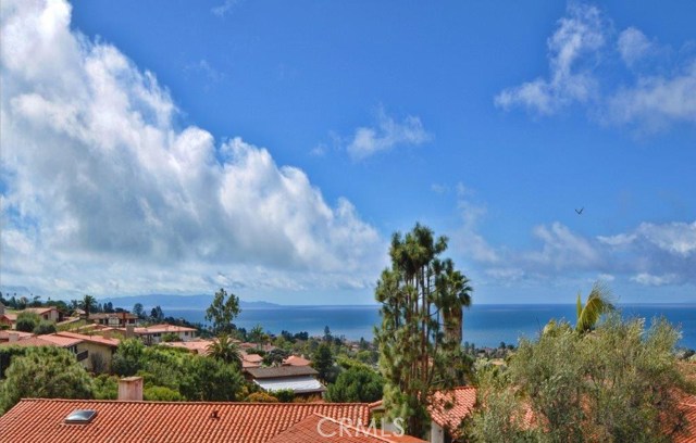 2540 Via Olivera, Palos Verdes Estates, California 90274, 4 Bedrooms Bedrooms, ,3 BathroomsBathrooms,Residential,Sold,Via Olivera,PV17136829