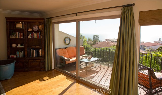 28315 Ridgehaven Court, Rancho Palos Verdes, California 90275, 3 Bedrooms Bedrooms, ,2 BathroomsBathrooms,Residential,Sold,Ridgehaven,PV18116070