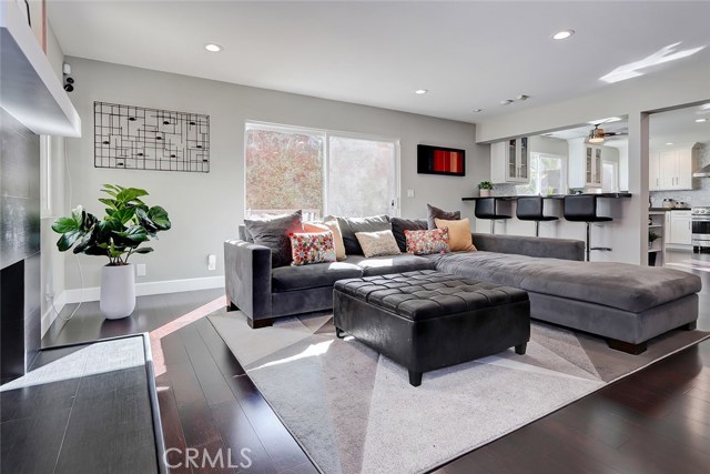 1117 Goodman Avenue, Redondo Beach, California 90278, 3 Bedrooms Bedrooms, ,2 BathroomsBathrooms,Residential,Sold,Goodman,SB20118226