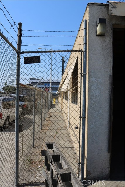 Telegraph, 90022, ,Commercial,For Sale,Telegraph,TR20167595