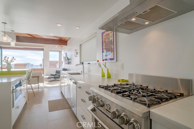 1504 Monterey, Hermosa Beach, California 90254, 3 Bedrooms Bedrooms, ,3 BathroomsBathrooms,Residential,Sold,Monterey,SB18059436