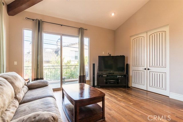 2104 Rindge Lane, Redondo Beach, California 90278, 4 Bedrooms Bedrooms, ,3 BathroomsBathrooms,Residential,Sold,Rindge,PV17261981