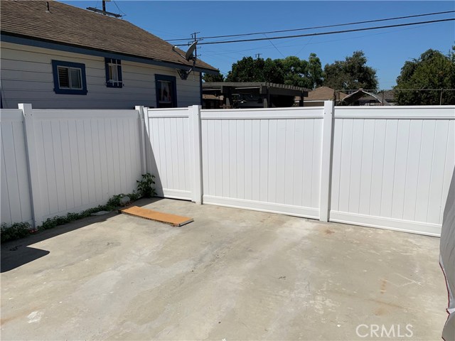 California, 90280, ,Commercial,For Sale,California,DW20165223