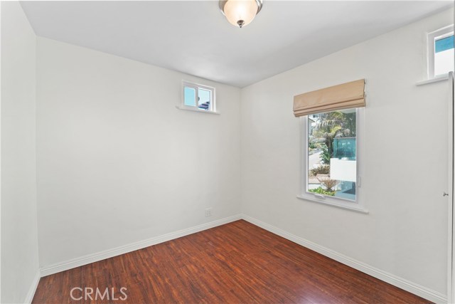 2821 Bayview Drive, Manhattan Beach, California 90266, 3 Bedrooms Bedrooms, ,2 BathroomsBathrooms,Residential,Sold,Bayview,SB20155622