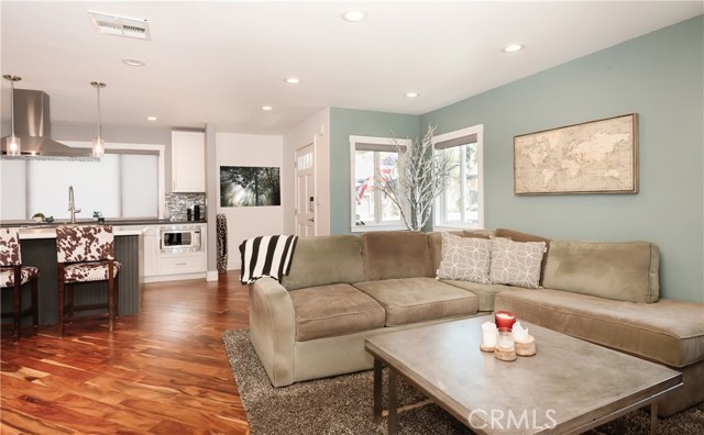2314 Robinson Street, Redondo Beach, California 90278, 4 Bedrooms Bedrooms, ,3 BathroomsBathrooms,Residential,Sold,Robinson,SB20254263