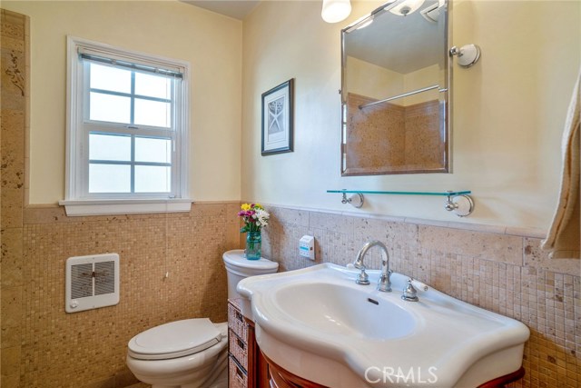 206 Prospect Avenue, Redondo Beach, California 90277, 5 Bedrooms Bedrooms, ,3 BathroomsBathrooms,Residential,Sold,Prospect,SB18295309