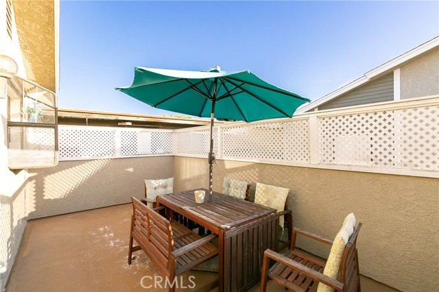 2408 Rockefeller Lane, Redondo Beach, California 90278, 3 Bedrooms Bedrooms, ,2 BathroomsBathrooms,Residential,Sold,Rockefeller,SB19003633