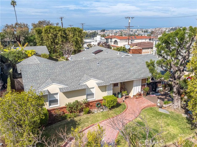 2965 La Carlita Street, Hermosa Beach, California 90254, 3 Bedrooms Bedrooms, ,2 BathroomsBathrooms,Residential,Sold,La Carlita,SB20207353