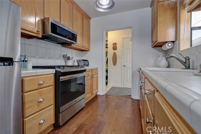 1621 Spreckels Lane, Redondo Beach, California 90278, 3 Bedrooms Bedrooms, ,1 BathroomBathrooms,Residential,Sold,Spreckels,SB19151892