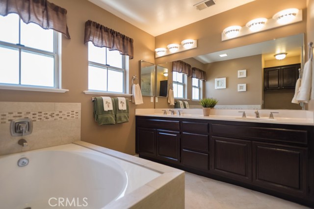 2303 Nelson Avenue, Redondo Beach, California 90278, 3 Bedrooms Bedrooms, ,2 BathroomsBathrooms,Residential,Sold,Nelson,PV17152691