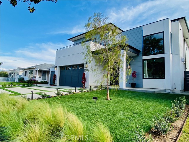 2504 Fisk Ln, Redondo Beach, California 90278, 4 Bedrooms Bedrooms, ,3 BathroomsBathrooms,Residential,Sold,Fisk Ln,DW21052780
