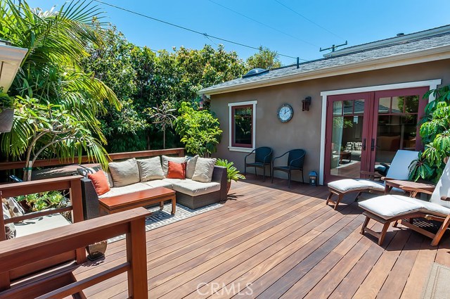 1608 Faymont Avenue, Manhattan Beach, California 90266, 3 Bedrooms Bedrooms, ,1 BathroomBathrooms,Residential,Sold,Faymont,SB17110962