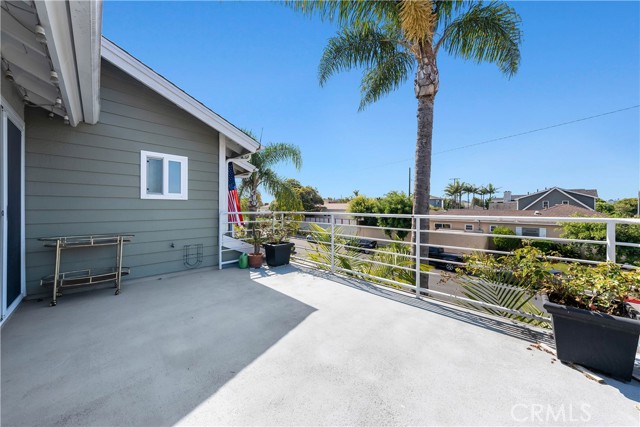1713 23rd Street, Manhattan Beach, California 90266, 4 Bedrooms Bedrooms, ,3 BathroomsBathrooms,Residential,Sold,23rd,SB21174106