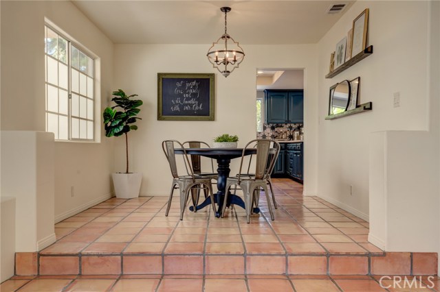 716 Lucia Avenue, Redondo Beach, California 90277, 3 Bedrooms Bedrooms, ,2 BathroomsBathrooms,Residential,Sold,Lucia,PV20207865