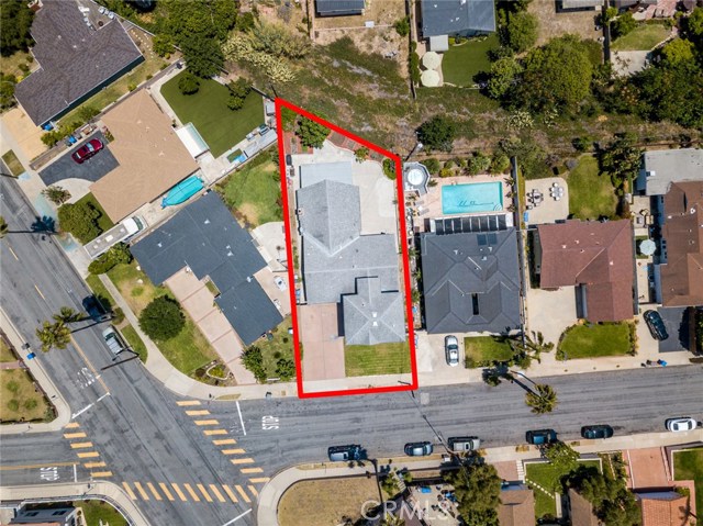 512 Green Lane, Redondo Beach, California 90278, 4 Bedrooms Bedrooms, ,3 BathroomsBathrooms,Residential,Sold,Green,SP19175465