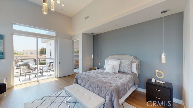 2203 Ruhland Avenue, Redondo Beach, California 90278, 4 Bedrooms Bedrooms, ,3 BathroomsBathrooms,Residential,Sold,Ruhland,PV20081297