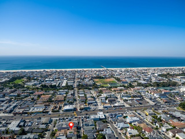 Aerial view of proximity to Hermosa Beach pier