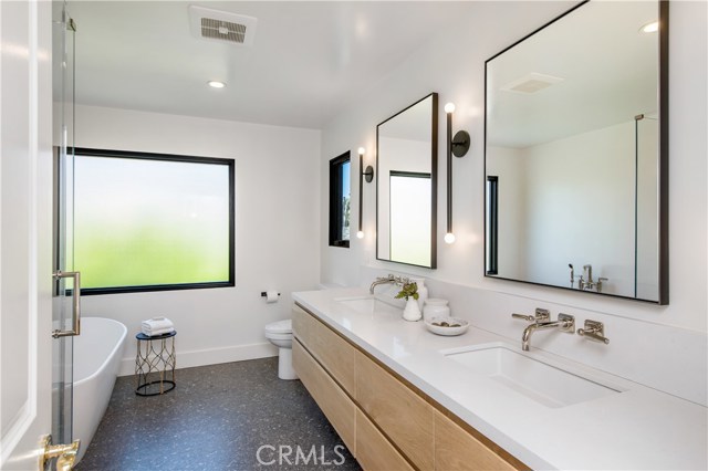 555 36th Street, Manhattan Beach, California 90266, 4 Bedrooms Bedrooms, ,3 BathroomsBathrooms,Residential,Sold,36th,SB20126902 555 36th Street, Manhattan Beach, California 90266, 4 Bedrooms Bedrooms, ,3 BathroomsBathrooms,Residential,Sold,36th,SB20126902