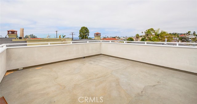 1218 6th Street, Hermosa Beach, California 90254, 4 Bedrooms Bedrooms, ,1 BathroomBathrooms,Residential,Sold,6th,SB18218680