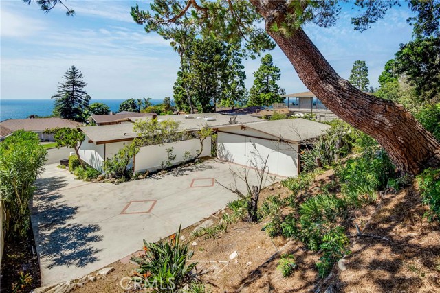 30026 Avenida Classica, Rancho Palos Verdes, California 90275, 4 Bedrooms Bedrooms, ,3 BathroomsBathrooms,Residential,Sold,Avenida Classica,PV18221072