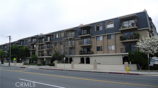 Photo of 12400 Montecito Road #421, Seal Beach, CA 90740