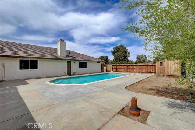 14301 Chinook Road,Apple Valley,CA 92307, USA