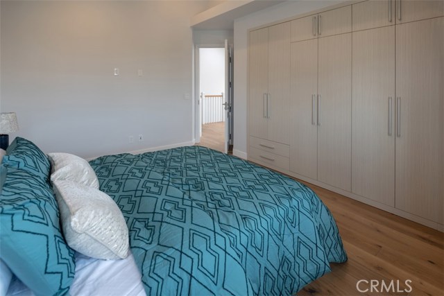 2410 Huntington Lane, Redondo Beach, California 90278, 4 Bedrooms Bedrooms, ,3 BathroomsBathrooms,Residential,Sold,Huntington,PV18242056