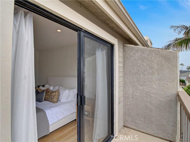 1920 Voorhees Avenue, Redondo Beach, California 90278, 3 Bedrooms Bedrooms, ,3 BathroomsBathrooms,Residential,Sold,Voorhees,SB20104389