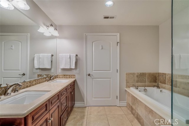 3 Bed Home for Sale in Studio City, California