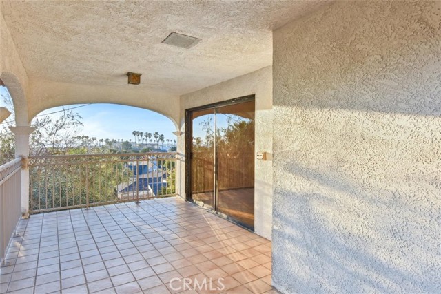 512 Knob Hill Avenue, Redondo Beach, California 90277, 4 Bedrooms Bedrooms, ,2 BathroomsBathrooms,Residential,Sold,Knob Hill,SB21044060