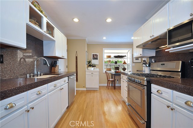 29648 Enrose Avenue, Rancho Palos Verdes, California 90275, 3 Bedrooms Bedrooms, ,2 BathroomsBathrooms,Residential,Sold,Enrose,SB19016953
